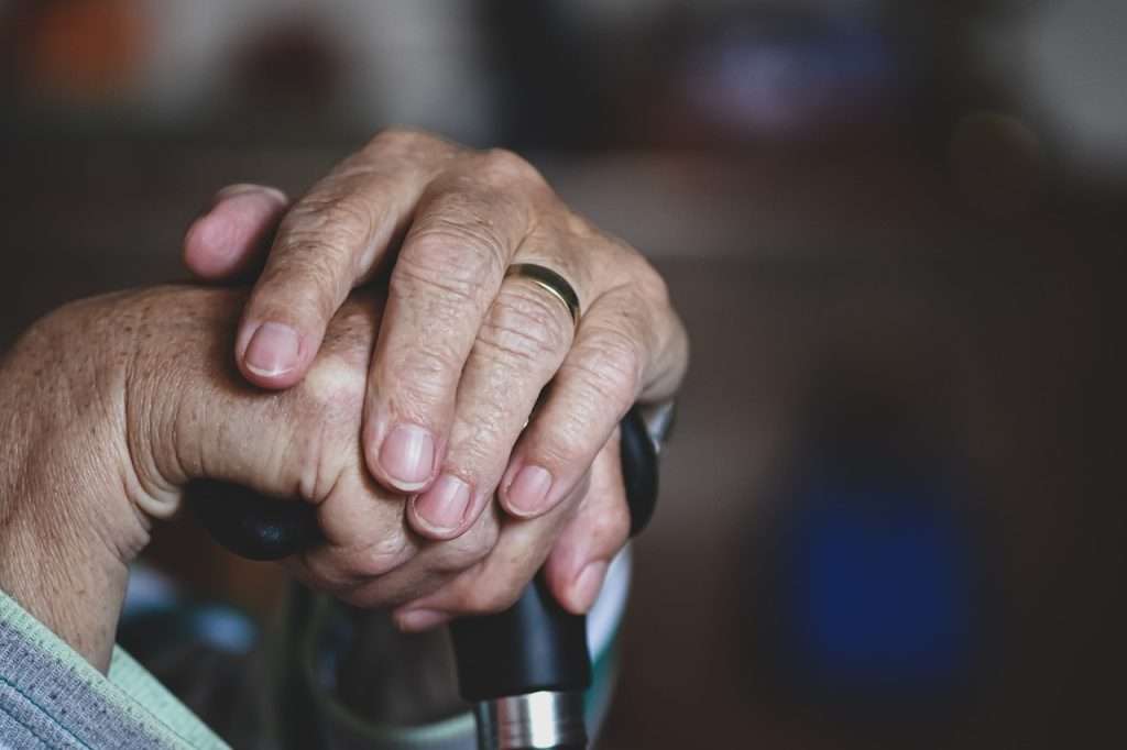 caring for the elderly, old people's home, retirement home